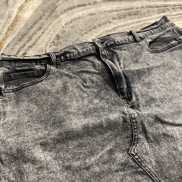 💥$11 — Black Jean Mini Shirt Fashion Nova Plus Size - Picture 2 of 5